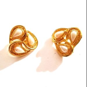 Gold and teardrop pearl post earrings